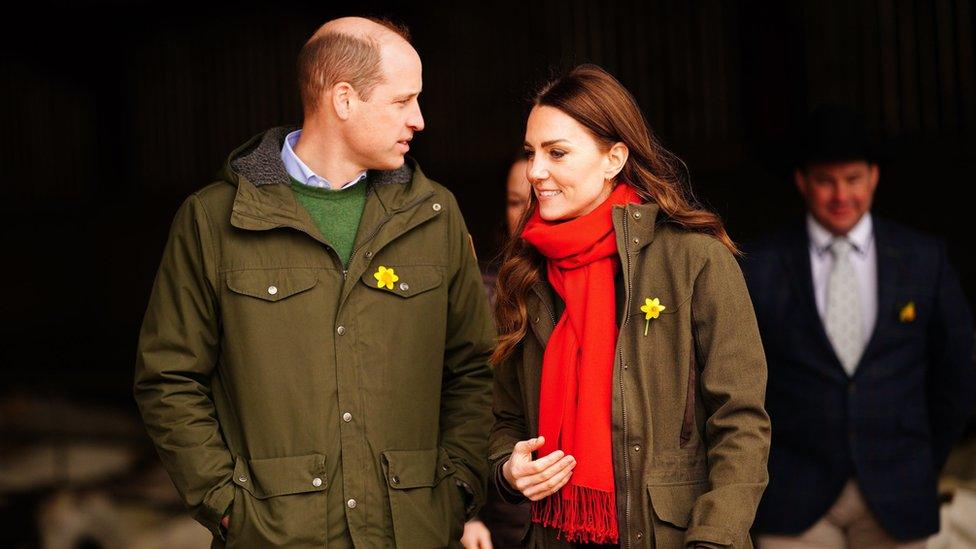 William a Kate yng Nghymru