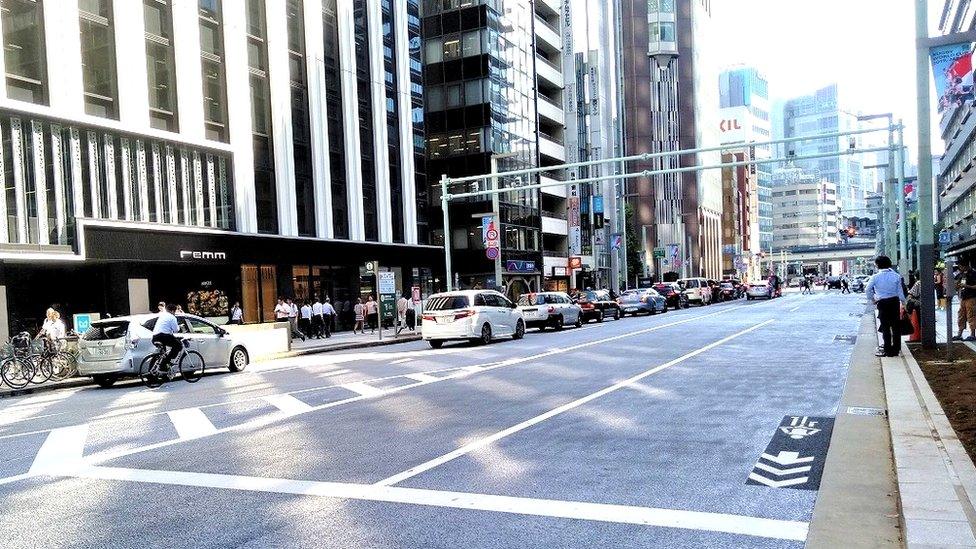 Solar heat blocking on a road in Tokyo