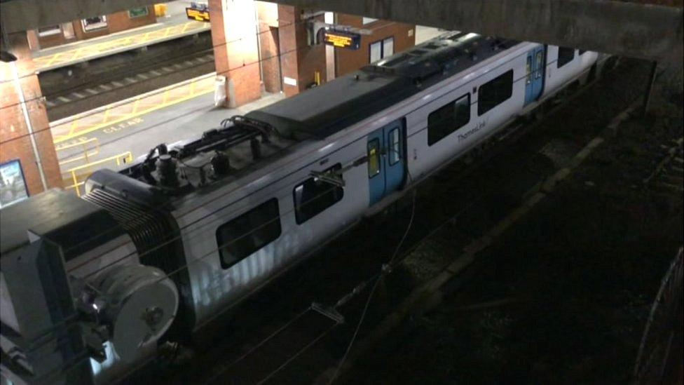 Train at Stevenage railway station