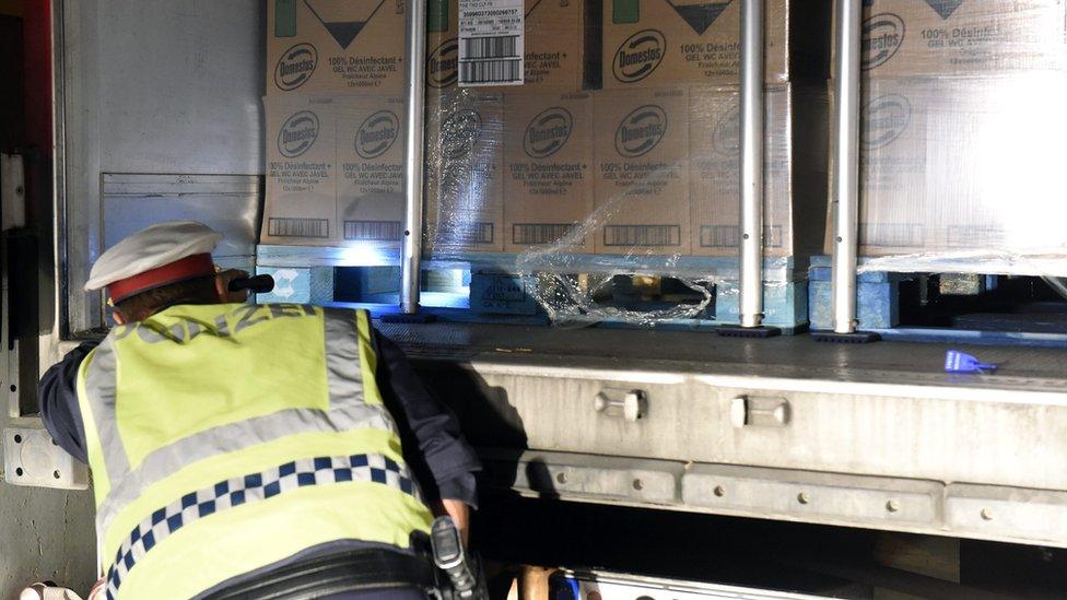 Austrian police checking lorry contents, 30 Aug 15