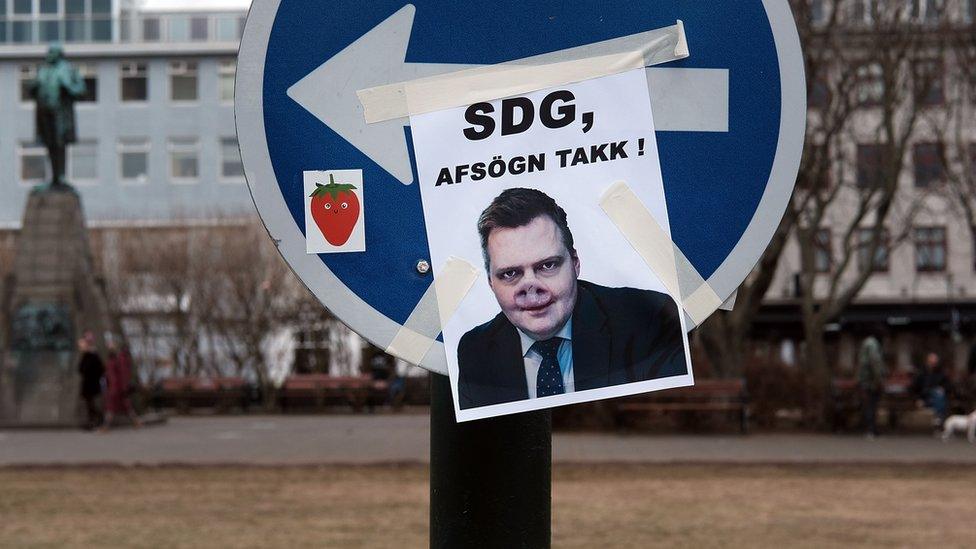 A picture mimicking former Icelandic Prime Minister Sigmundur David Gunnlaugsson