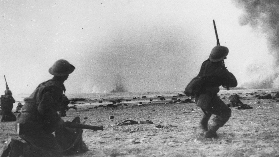 British troops firing at German bombers, 20 Jun 40