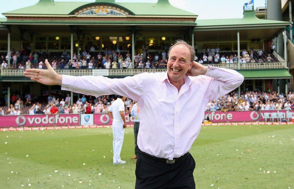 Jonathan Agnew does the Sprinkler dance on the outfield during day five of the Fifth Ashes Test match between Australia and England at Sydney Cricket Ground on January 7, 2011 in Sydney