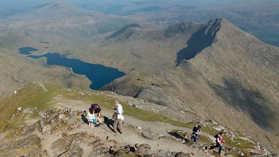 Mount Snowdon on Google Street View