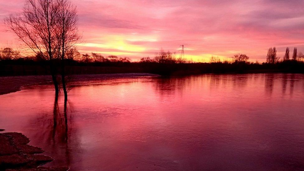 THURSDAY - Caversham Lakes