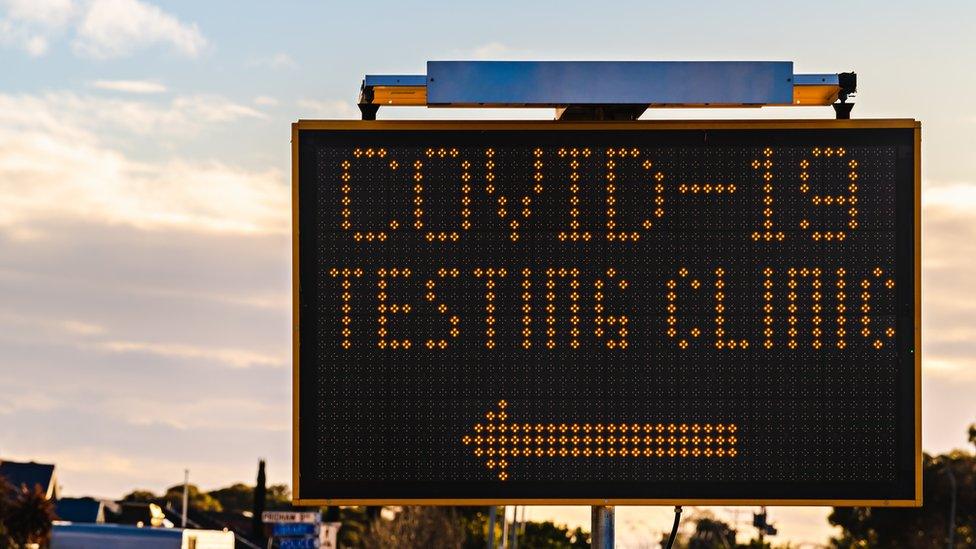 covid-19 testing clinic sign