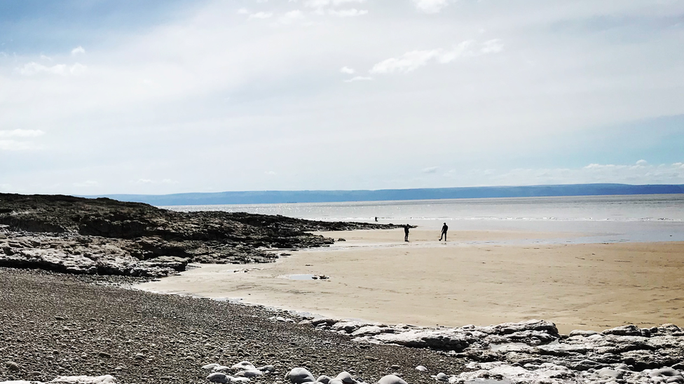 Ogmore-by-Sea beach