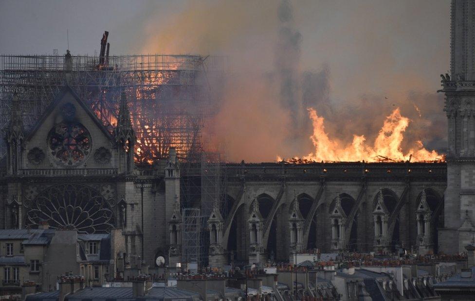 Scene of blaze in Paris