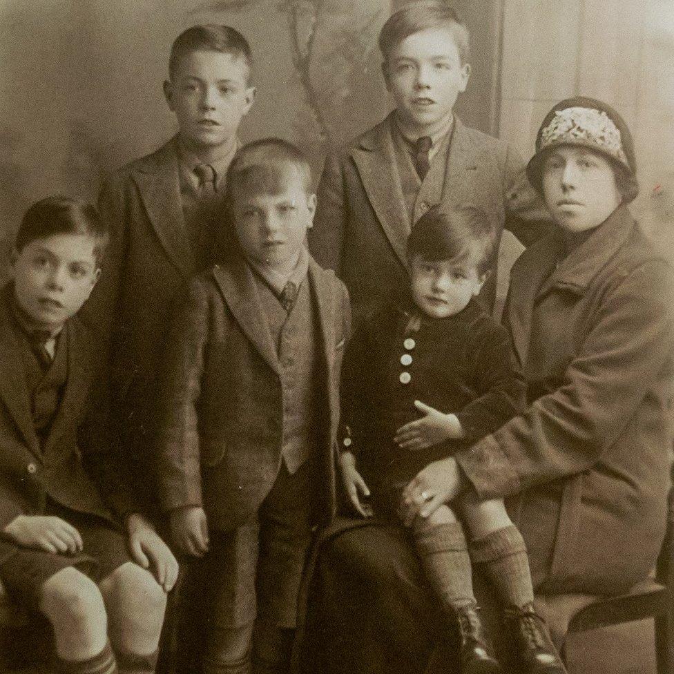 Ted Cordery as a child in family photo