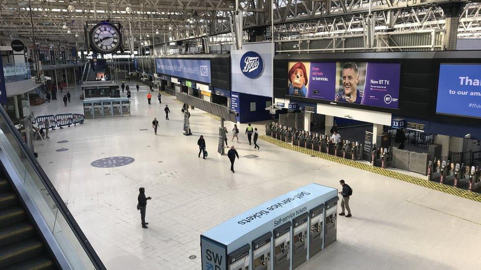 Rush hour at Waterloo station