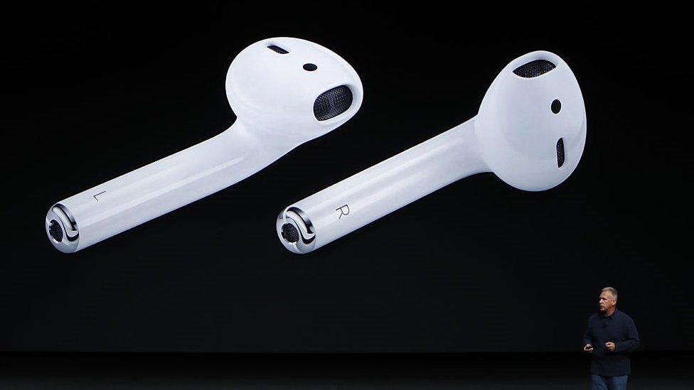 AirPods