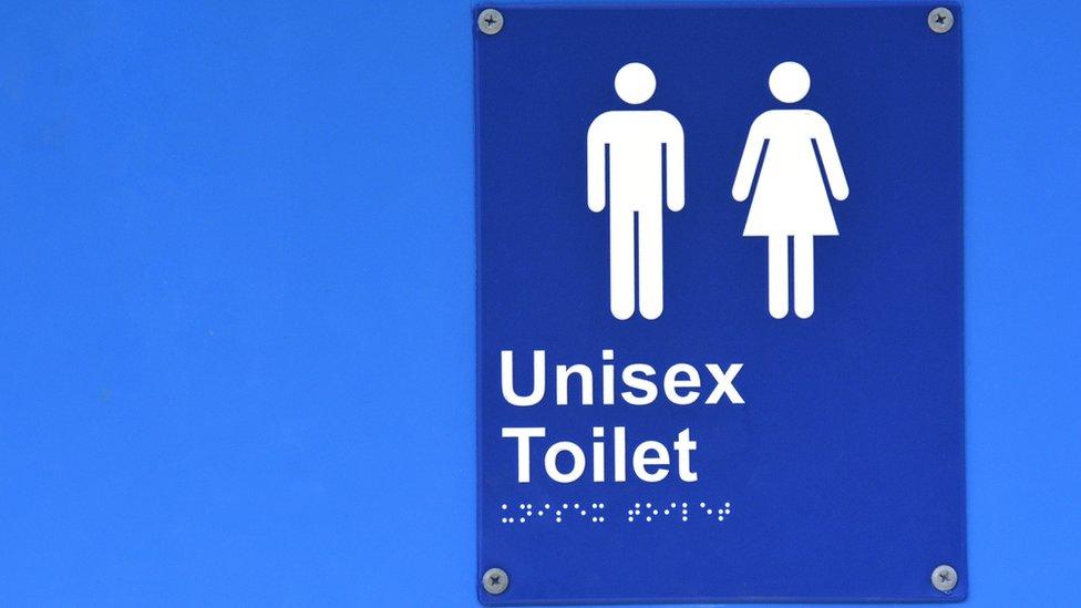 Unisex toilet