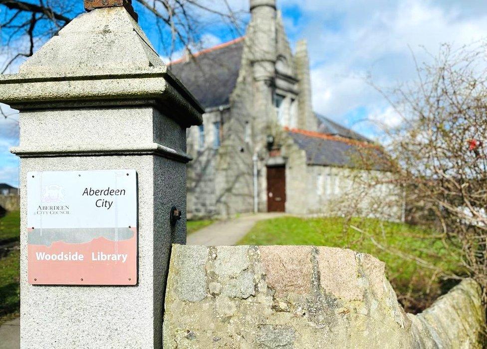 Woodside Library