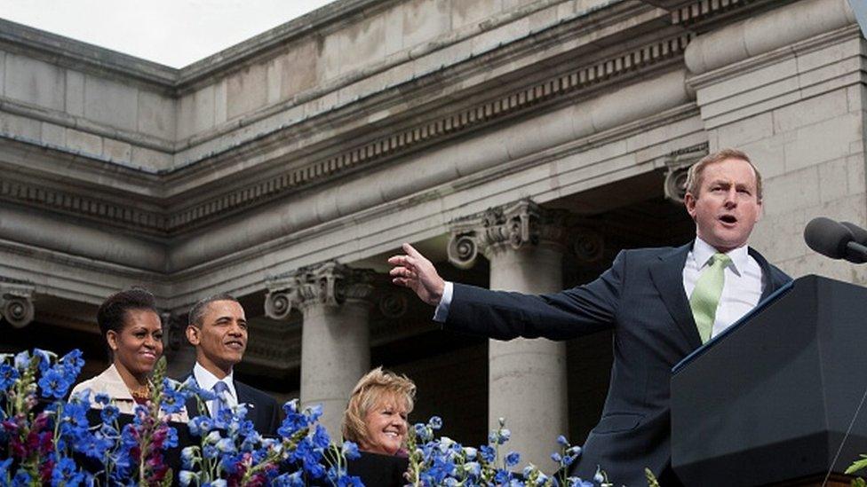 Taoiseach Enda Kenny gestures as he makes a speech in front of the Irish Houses of Parliament at College Green, Dublin, Ireland, May 23, 2011.