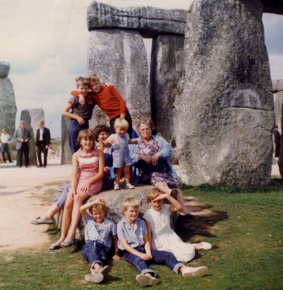 Suzie Deaves' family in 1967