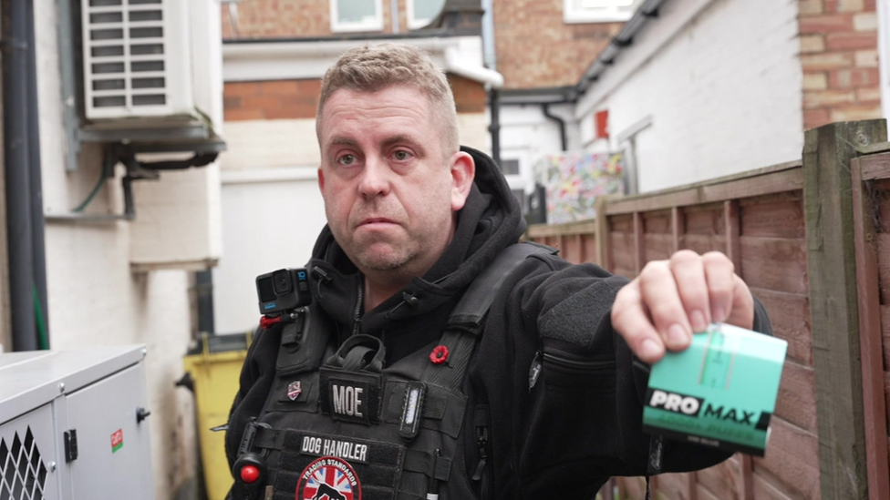 Thousands of illegal vapes uncovered in raids - BBC News