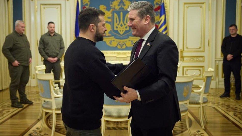 Sir Keir Starmer meets President Zelensky in Kyiv