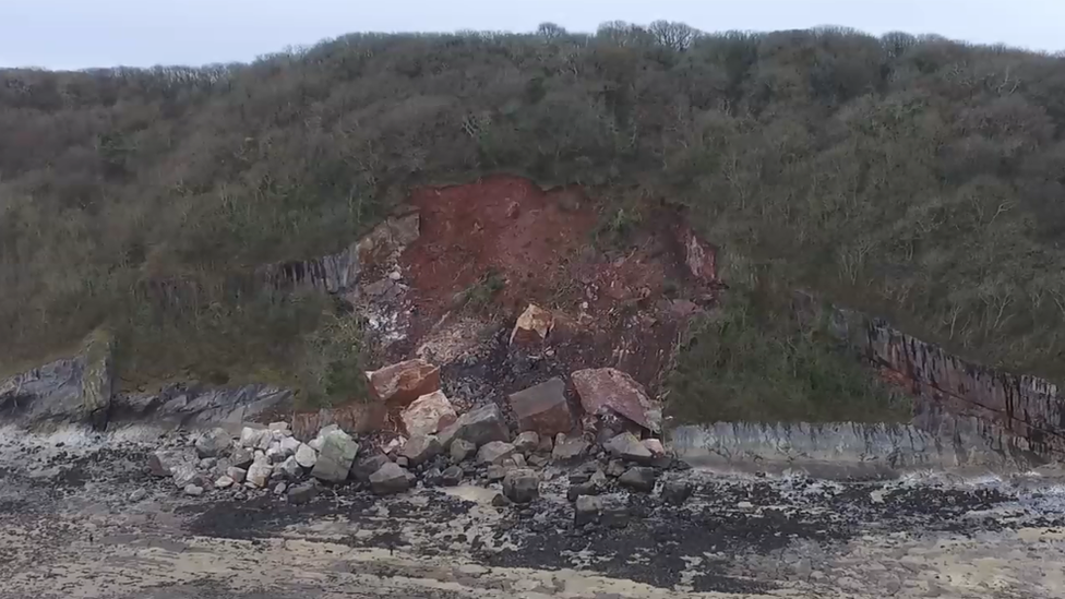 The rock fall at Oxwich Bay