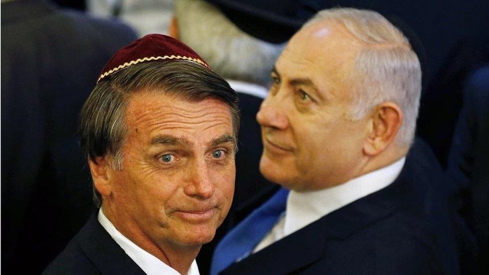 Jair Bolsonaro (L) and Israeli Prime Minister Benjamin Netanyahu (R) at a synagogue in Rio de Janeiro, Brazil, 28 December 2018