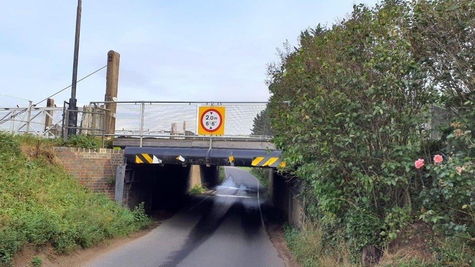 Stonea rail bridge