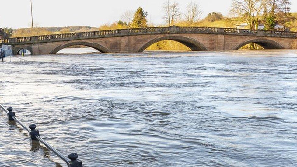 Bewdley flooded by bridge