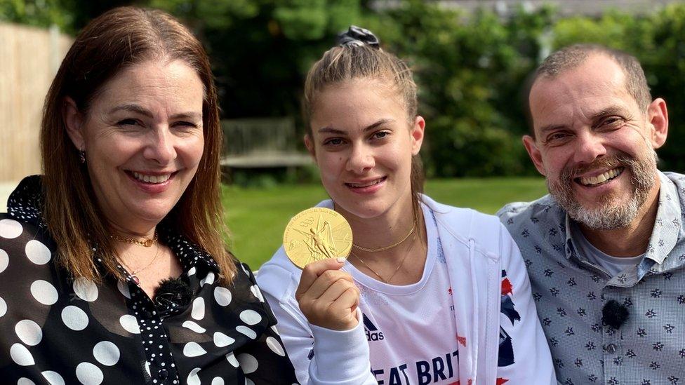 Bethany Shriever with her parents