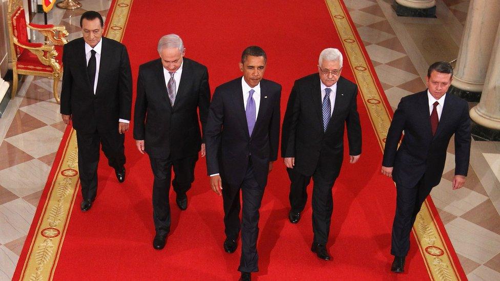 Egyptian President Hosni Mubarak, Israeli Prime Minister Benjamin Netanyahu, US President Barack Obama, Palestinian Authority President Mahmoud Abbas, and King Abdullah II of Jordan are pictured in 2010 at the White House