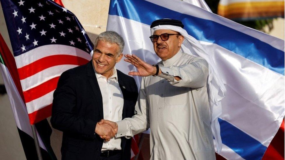 Israeli foreign minister Yair Lapid meeting Bahrain foreign minister Abdullatif bin Rashid Al Zayani (27/03/22)