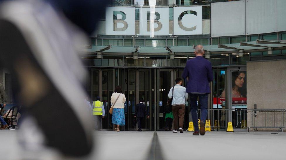 People walk into the 鶹Լ Broadcasting House building