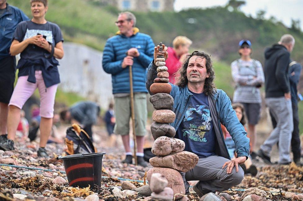 stone stacking in dunbar