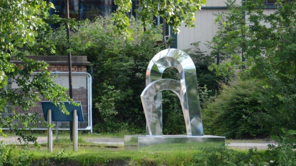 Scuplture