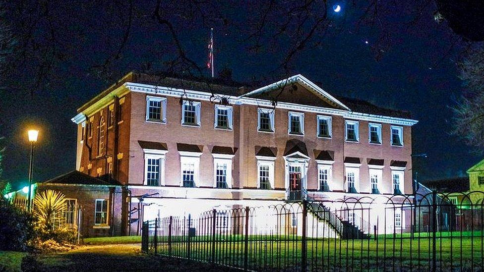 Warrington Town Hall