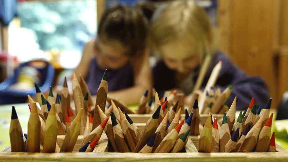 Children drawing generic picture