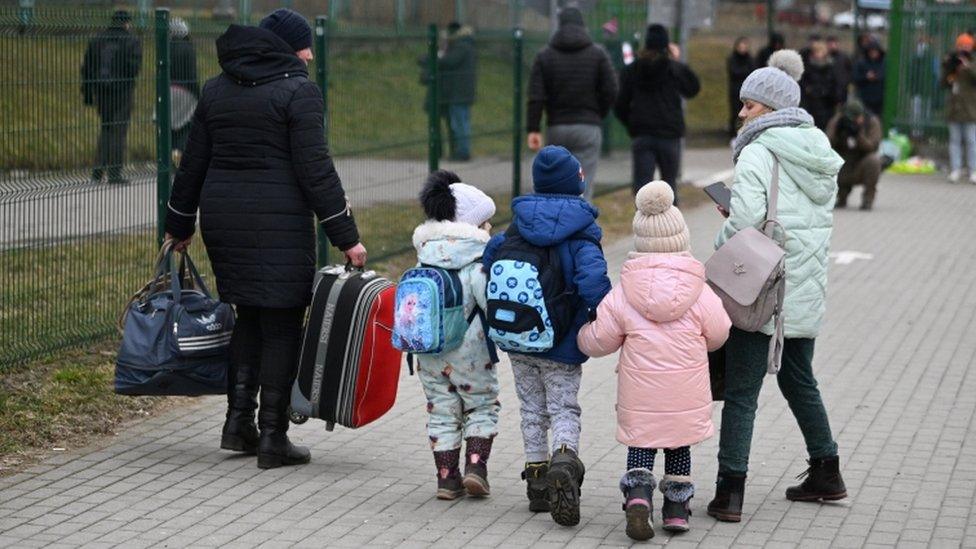 Ukrainian-evacuees.