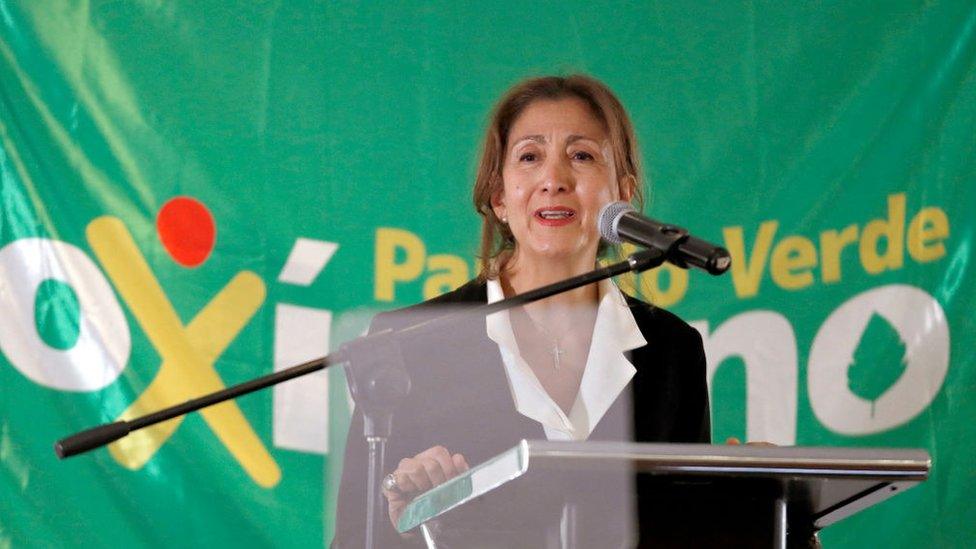 Former Senator Ingrid Betancourt announcing her candidacy for president of Colombia