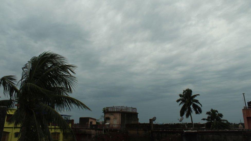 Heavy winds near Kolkata