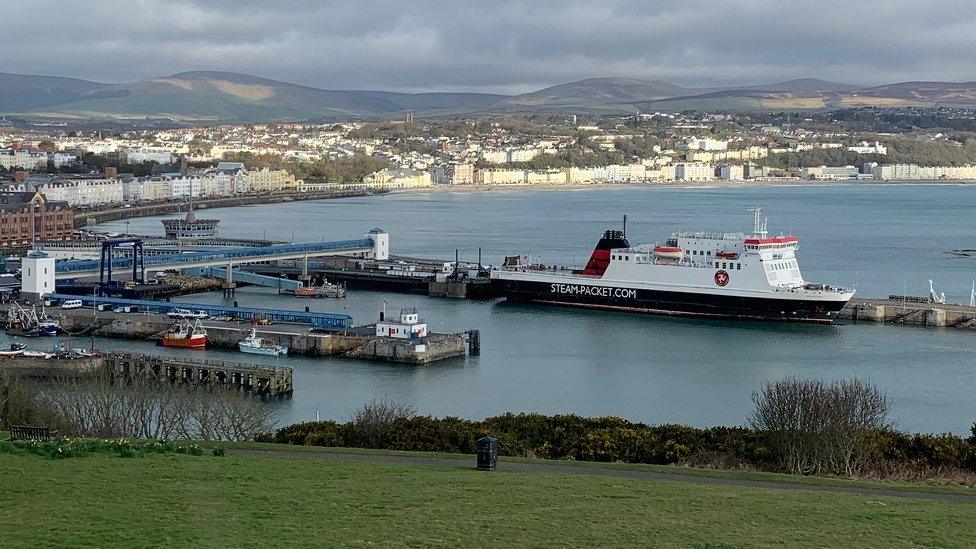 Ben-my-Chree in Douglas Harbour