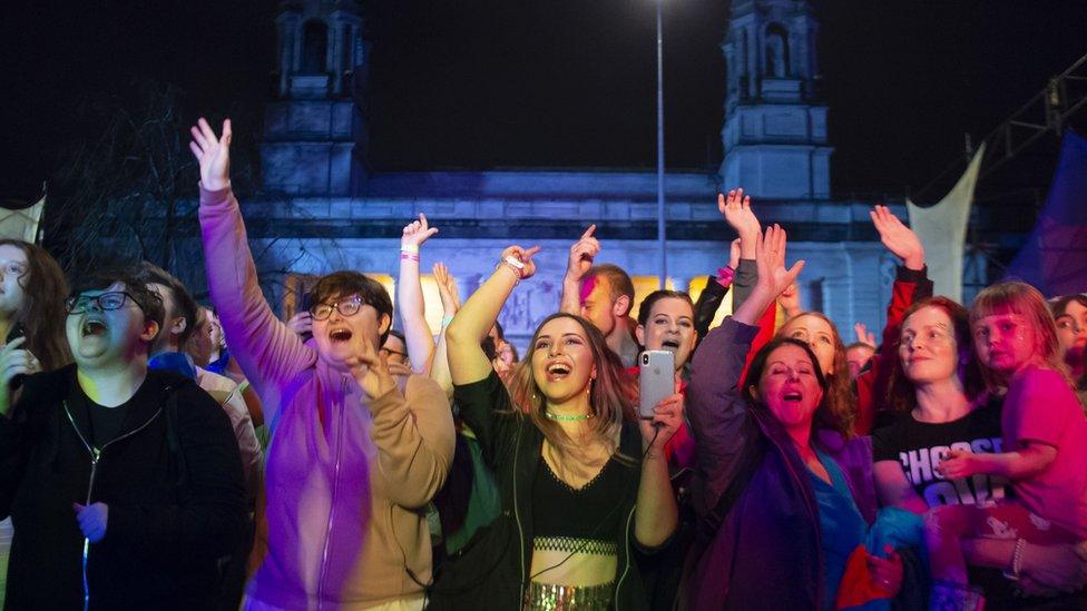 Pride Caerdydd