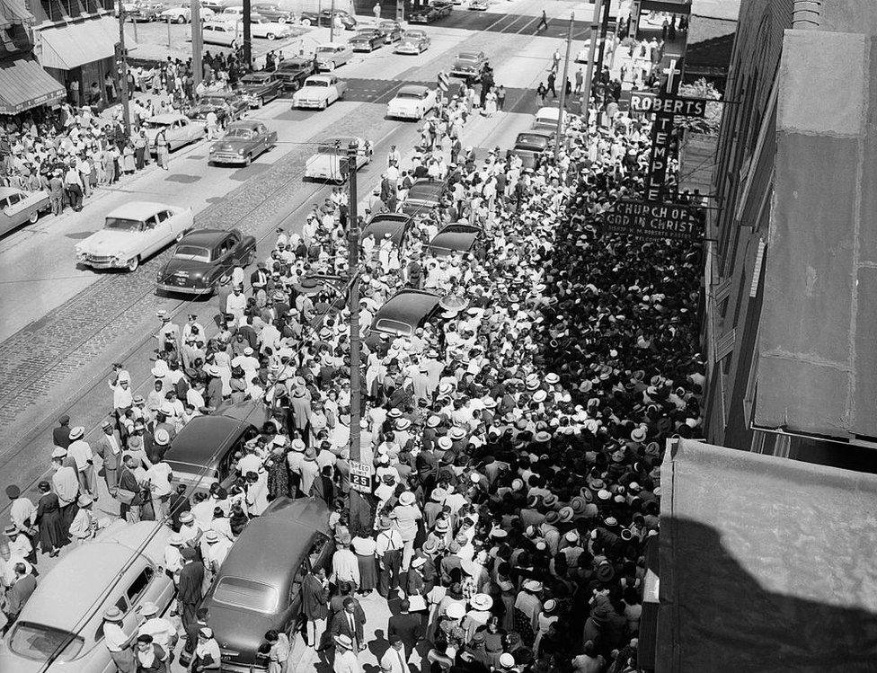 Thousands of black Americans visited the casket of 14-year-old Emmett Till