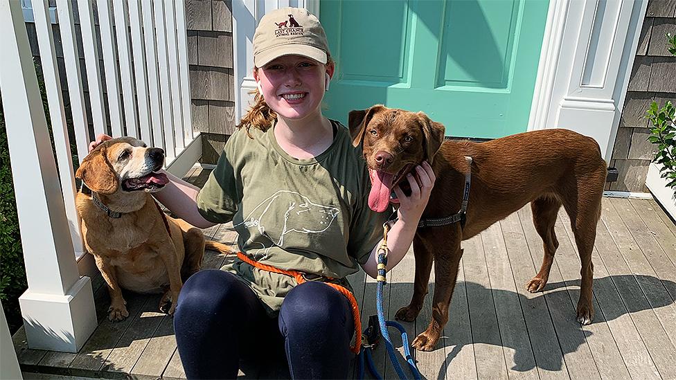 Mariella Satow with dogs