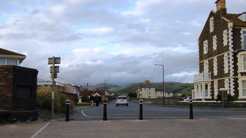 Pier Road, Tywyn