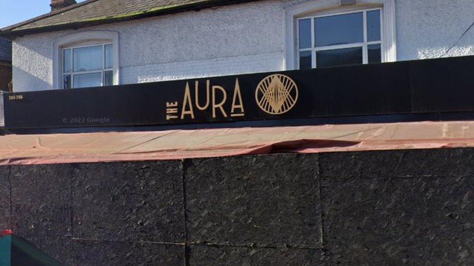 Aura Lounge