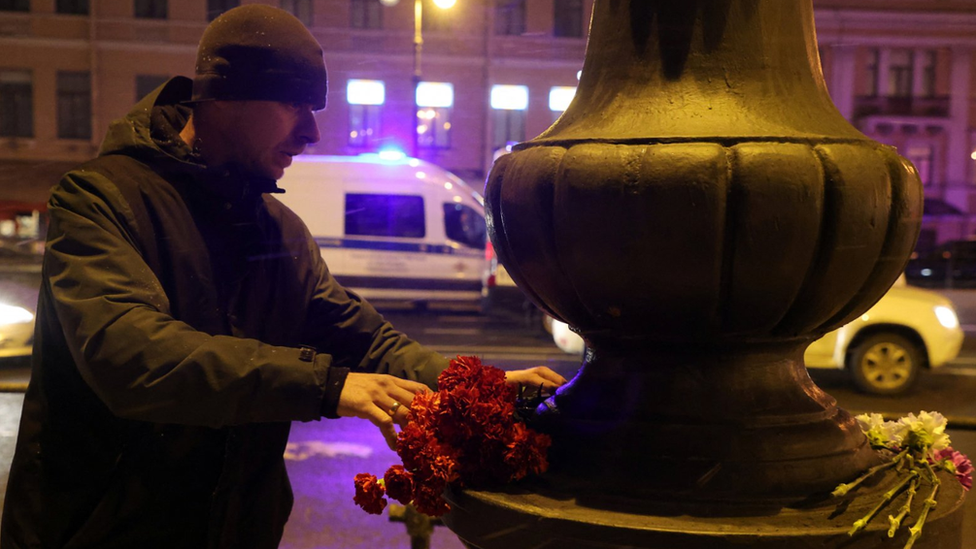 Floral tributes to Vladlen Tatarsky