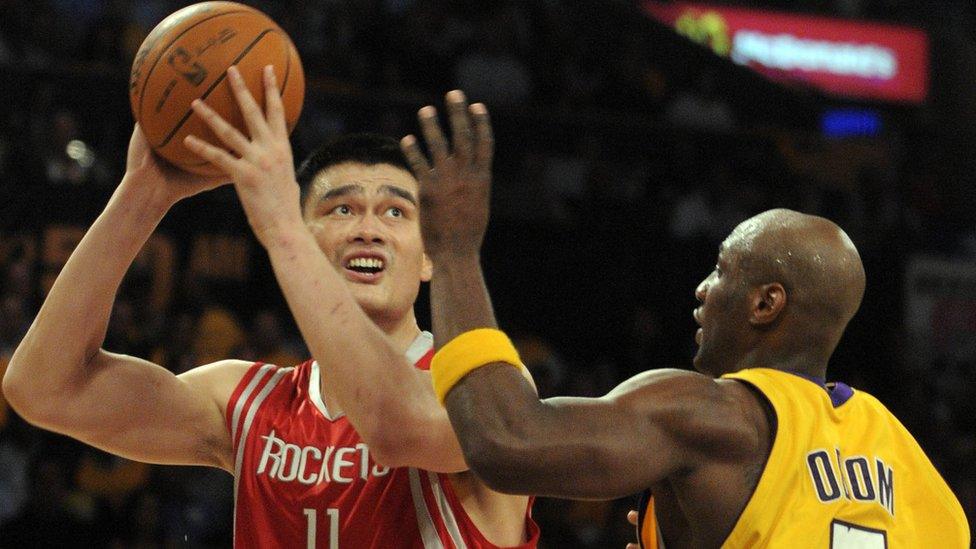 Yao Ming playing basketball.