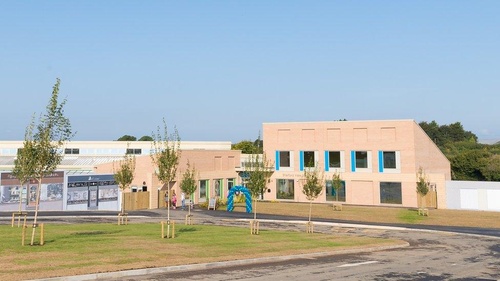 Sherford Vale primary school outside