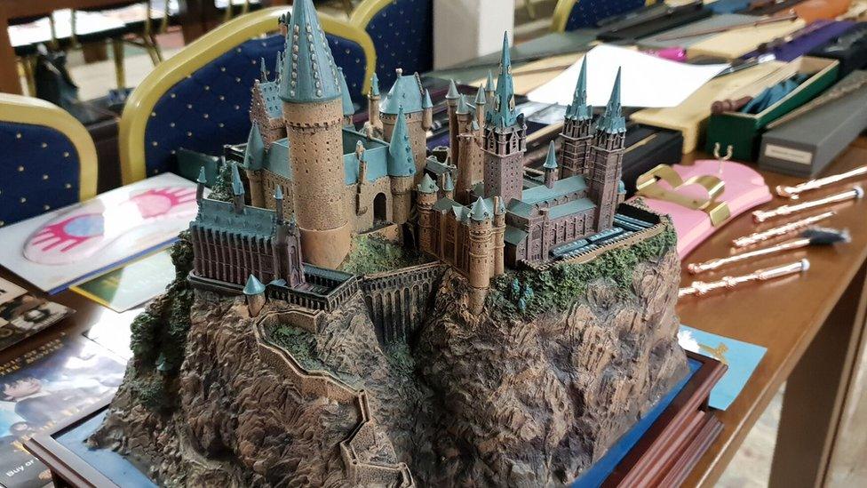 A sculpture of Hogwarts