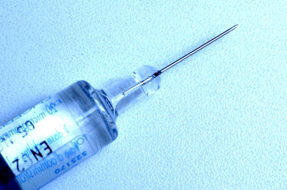 Medical syringe