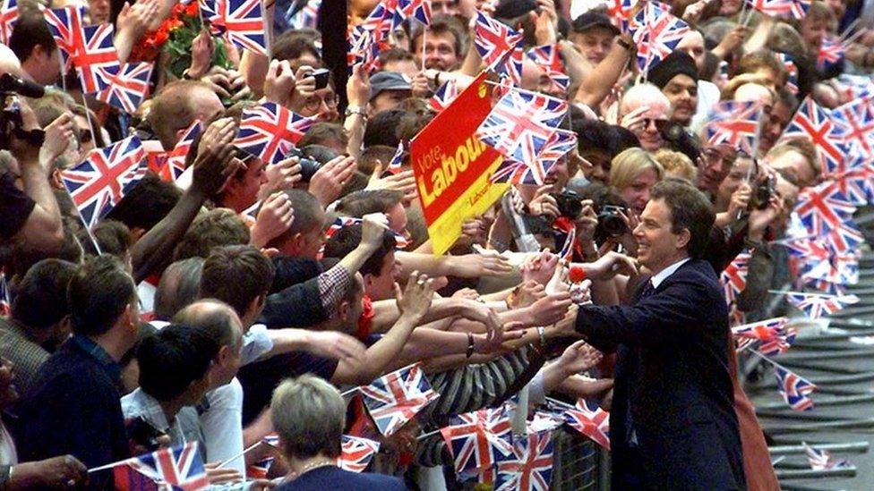 Tony Blair arrives in Downing St