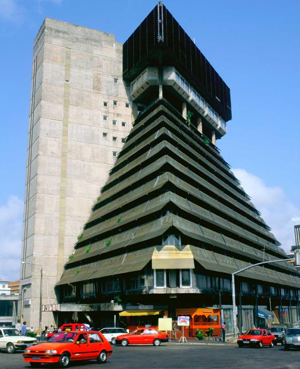 Le Pyramide, Abidjan