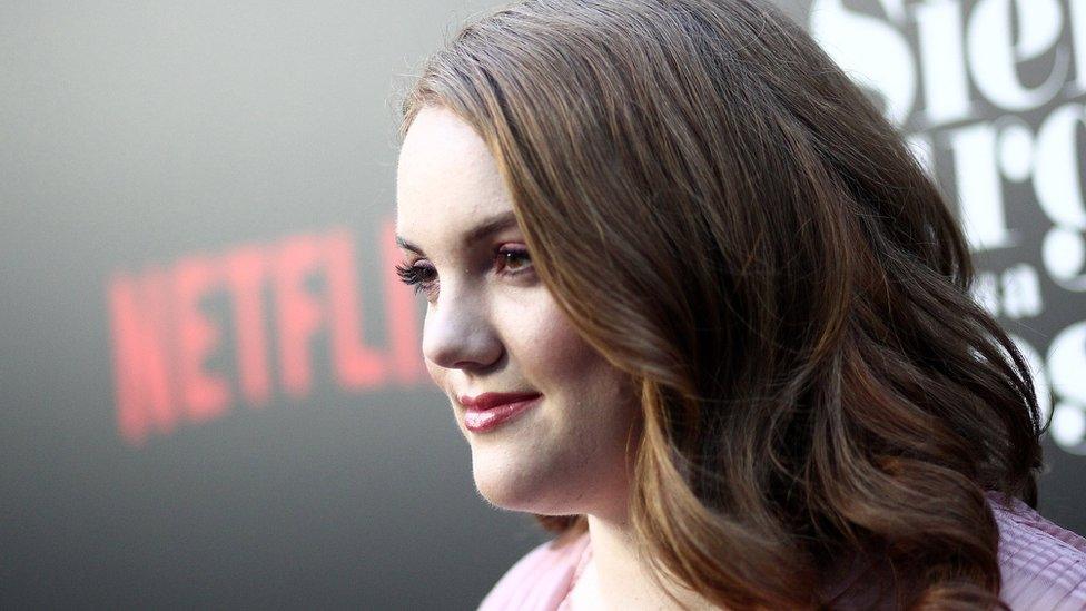 Shannon Purser plays Sierra Burgess